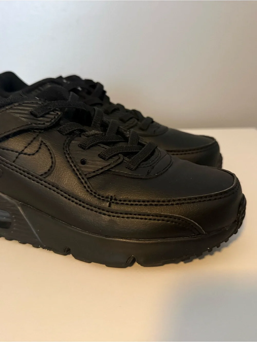 Nike Kids Black Leather Low-Top Sneakers